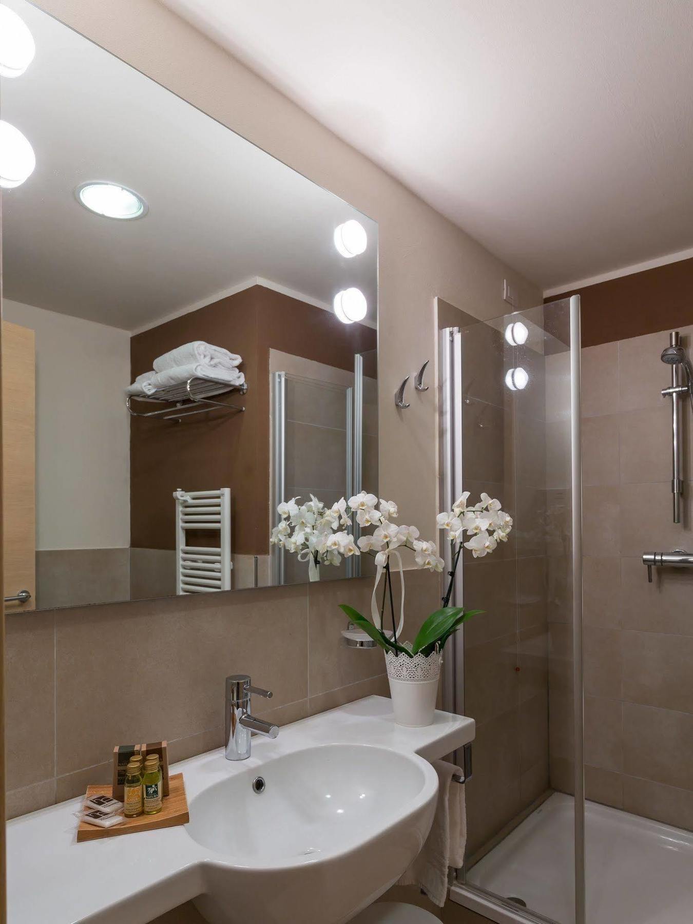 Acquadolce 3* Peschiera del Garda